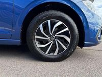 Second-hand VW Polo Life 80 CP (58 kW) 2023 Albastru Hatchback