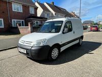 Used Citroën Berlingo 75 HP (55 kW) 2007 White MPV
