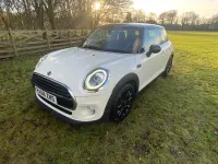 Used Mini Cooper Hatch 2018 White Hatchback
