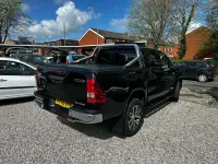 Used Toyota HiLux 150 HP (110 kW) 2020 Black Pickup