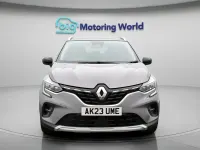 Usado Renault Captur Techno 160 CV (117 kW) 2023 Gris SUV