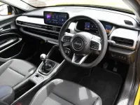 Used Jeep Avenger Summit 100 HP (73 kW) 2025 Yellow SUV