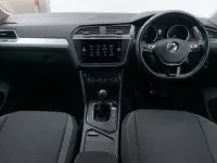 Używany VW Tiguan SE 130 KM (95 kW) 2019 Szary SUV