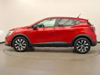 Używany Renault Captur Evolution 142 KM (104 kW) 2023 Czerwony SUV