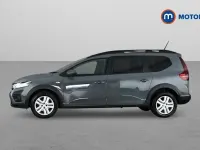 Used Dacia Jogger Expression 110 HP (80 kW) 2024 Grey MPV