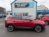 Used Vauxhall Grandland X Sport 130 HP (95 kW) 2018 Red SUV