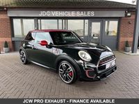 Used Mini John Cooper Works Hatch 231 HP (169 kW) 2015 Green Hatchback