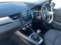 Usado Renault Captur Evolution 91 CV (66 kW) 2024 Gris SUV