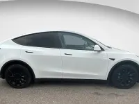 Used Tesla Model Y Long Range AWD 286 kW (389 HP) 2025 SUV