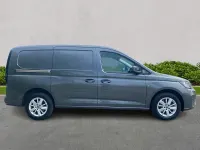 Usado VW Caddy Pro 102 HP (75 kW) 2025 Cinzento Monovolume