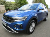 Used VW T-Roc Life 150 HP (110 kW) 2023 Blue SUV
