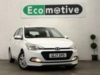 Used Hyundai i20 SE 84 HP (61 kW) 2017 White Hatchback