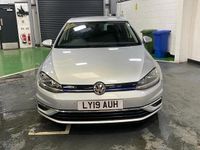 Used VW Golf VII SE 130 HP (95 kW) 2019 Silver Hatchback