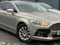 Usado Ford Mondeo Zetec 2015 Prateado Citadino