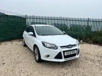 Used Ford Focus Zetec 2013 White Hatchback