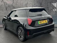 Usado Mini Cooper Hatch 133 kW (181 CV) 2025 Negro Utilitario