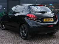 Used Peugeot 208 GT-line 110 HP (80 kW) 2016 Black Hatchback