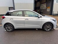 Used Hyundai i20 SE 89 HP (65 kW) 2016 Silver Hatchback