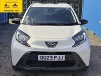 Used Toyota Aygo X PURE 72 HP (52 kW) 2023 White SUV
