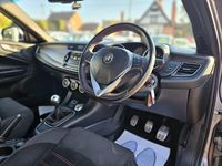 Used Alfa Romeo Giulietta Edizione Speciale 150 HP (110 kW) 2017 Grey Hatchback