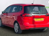 Used Vauxhall Zafira Tourer SRi 140 HP (102 kW) 2018 Red MPV