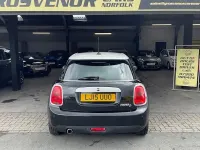 Used Mini Cooper Hatch 116 HP (85 kW) 2015 Black Hatchback