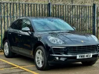 Begagnad Porsche Macan 252 HK (185 kW) 2016 Svart SUV
