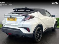 Used Toyota C-HR 122 HP (89 kW) 2017 White SUV