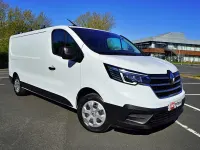 Begagnad Renault Trafic 130 HK (95 kW) 2023 Vit