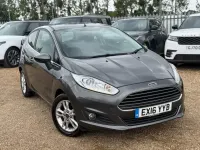 Käytetty Ford Fiesta Zetec 2016 Harmaa Viistoperä