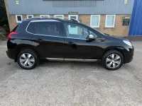 Used Peugeot 2008 Allure 92 HP (67 kW) 2013 Black SUV