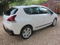 Used Peugeot 3008 Allure 2016 Polar white Hatchback