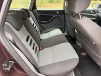 Used Ford Focus Zetec 136 HP (100 kW) 2008 Red Estate