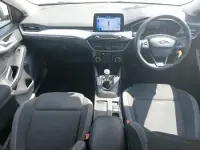 Used Ford Focus Zetec 125 HP (91 kW) 2019 White Estate