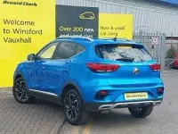 Używany MG ZS Exclusive 111 KM (81 kW) 2023 Niebieski SUV