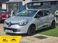 Begagnad Renault Clio IV Dynamique 90 HK (66 kW) 2015 Silver Halvkombi