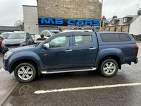 Used Isuzu Pick up 164 HP (120 kW) 2018 Blue Pickup