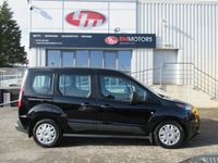 used Ford Tourneo Connect 1.5 ZETEC TDCI 5d 99 BHP MPV