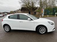 Used Alfa Romeo Giulietta 120 HP (88 kW) 2016 White Hatchback