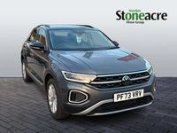 Second-hand VW T-Roc Style 110 CP (80 kW) 2023 Gri SUV
