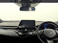 Usado Toyota C-HR 122 HP (89 kW) 2022 Prateado SUV