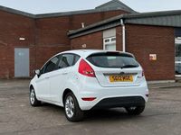 Used Ford Fiesta Zetec 82 HP (60 kW) 2012 White Hatchback