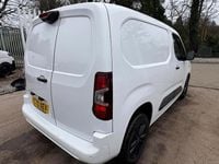 Used Citroën Berlingo 100 HP (73 kW) 2020 White MPV