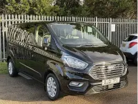 Begagnad Ford Tourneo Custom Titanium 2021 Svart Van
