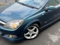 Used Vauxhall Astra Sport 150 HP (110 kW) 2007 Turquoise Hatchback