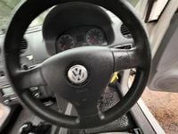Usado VW Caddy 104 HP (76 kW) 2010 Branco Monovolume