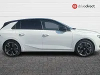 Used Vauxhall Astra Ultimate 114 kW (156 HP) 2025 White Hatchback