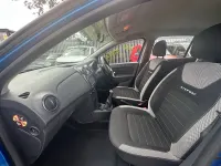 Used Dacia Sandero Lauréate 2017 Blue Hatchback