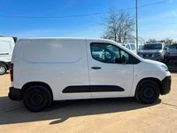 Usado Citroën Berlingo Start 75 HP (55 kW) 2020 Branco Monovolume