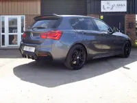 Usado BMW M135 Comfort Edition 2016 Gris Utilitario